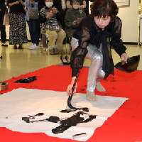 書家 青柳雛 大字書パフォーマンス